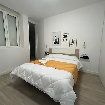 Daire Santa Faz Aire Acondicionado En 3 Bedrooms
