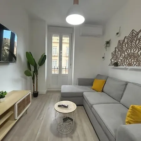 Santa Faz Aire Acondicionado En 3 Bedrooms Daire